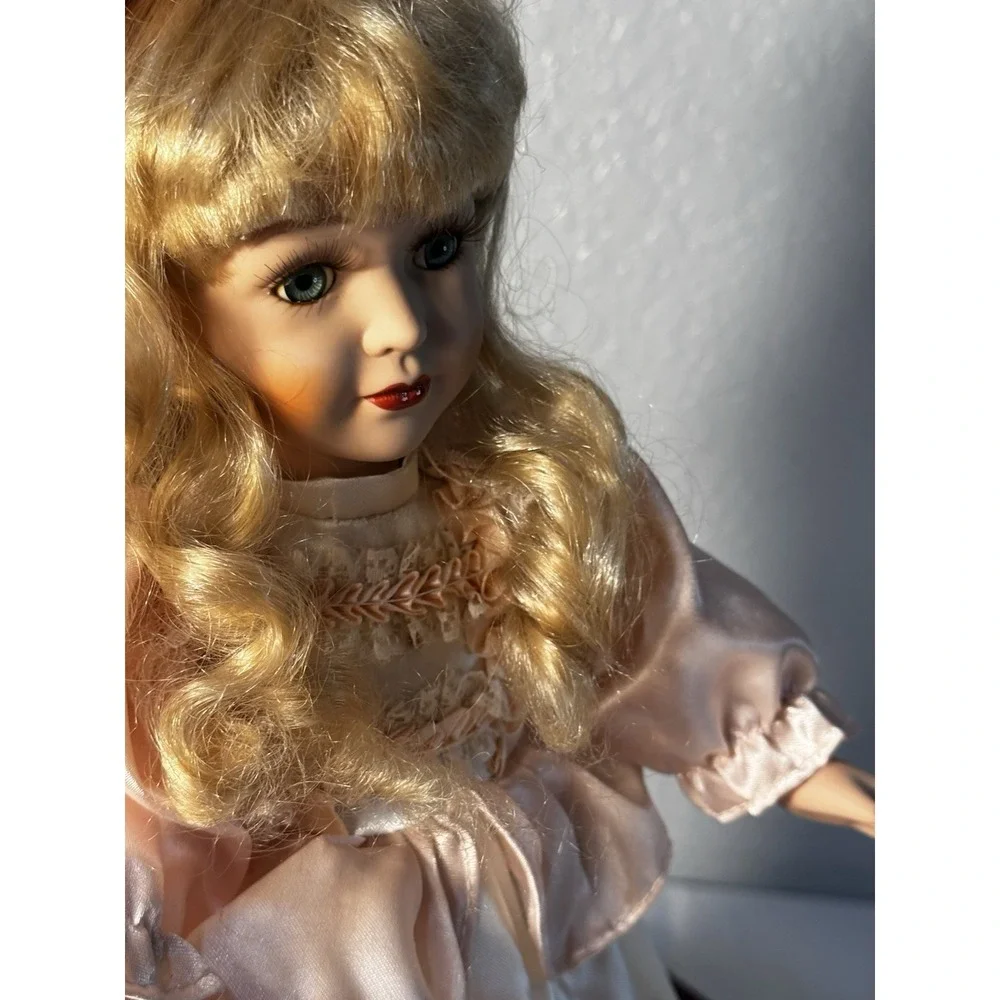 Lt Brown Hair Green Eyes Decorative Porcelain Doll Collection With Pink Outfit